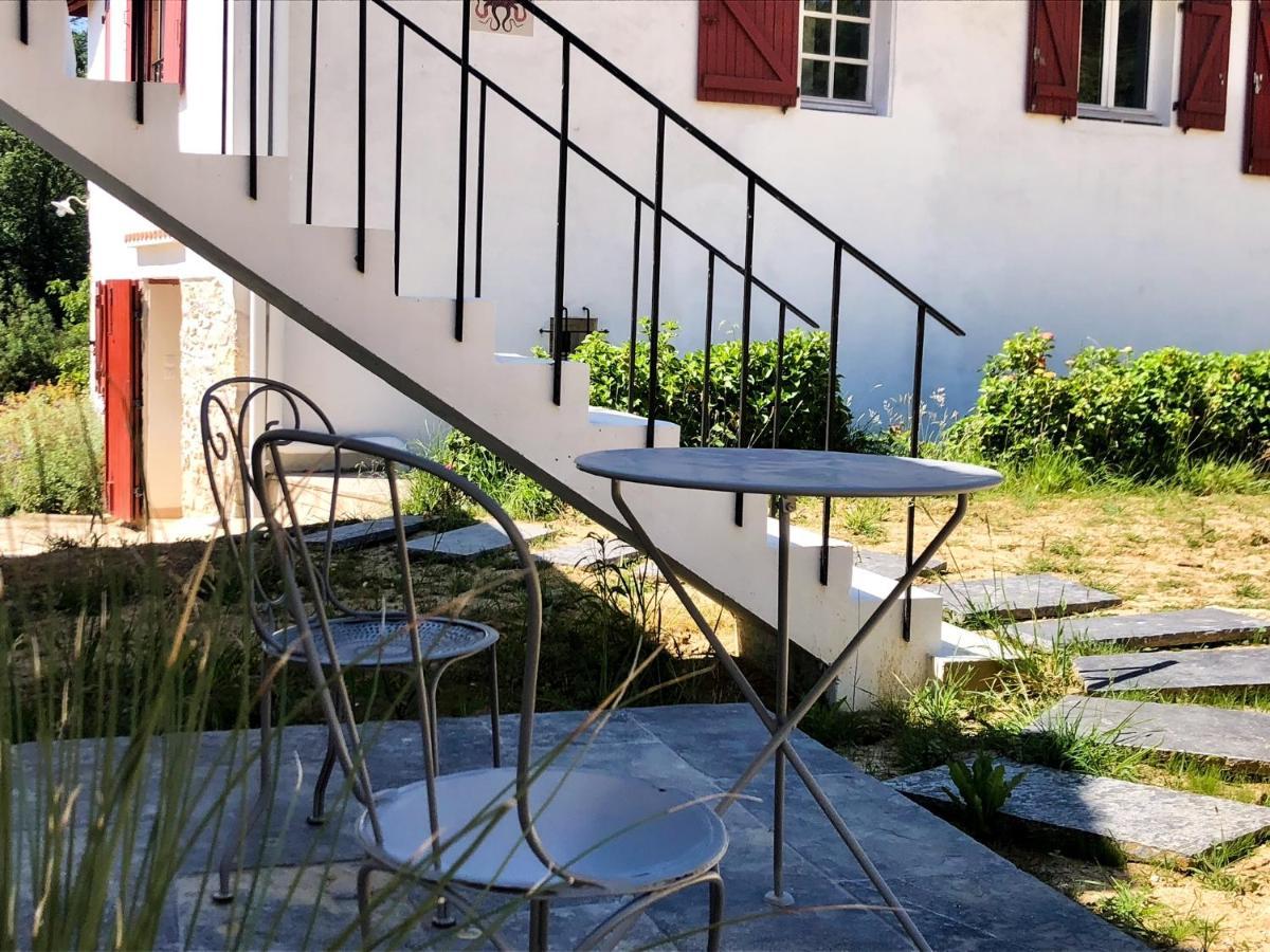 Hotel L'Adret Du Bois Sames Esterno foto